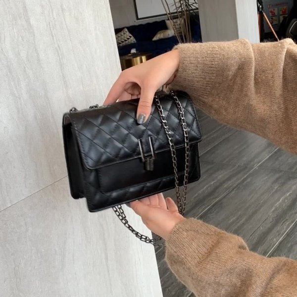 Chain Shoulder Crossbody Bag