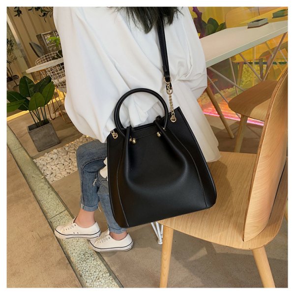 One Shoulder Broadband Bucket Bag