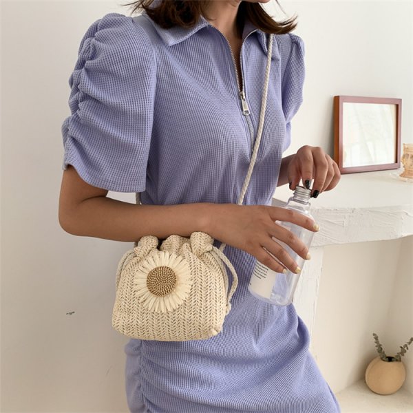 Straw Bucket Bag Shoulder Messenger Bag